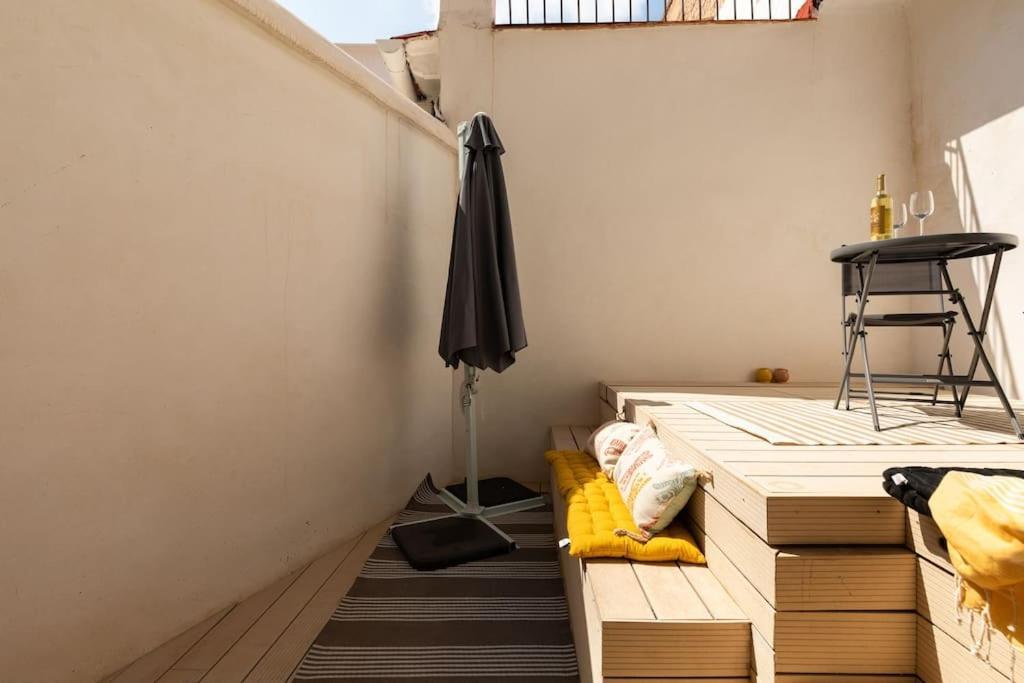 Cozy Loft Patio+Pool +Wifi Apartment Valencia Exterior photo