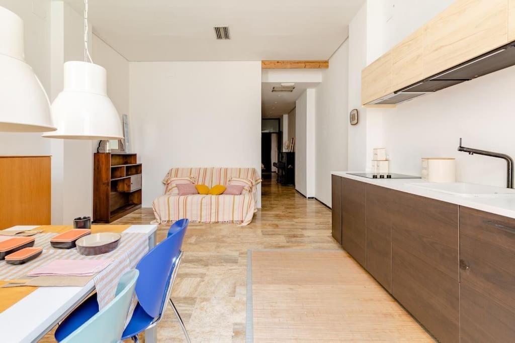 Cozy Loft Patio+Pool +Wifi Apartment Valencia Exterior photo